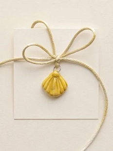 Чокер ручной работы Ловетанн керамика «Ракушка №2» на золотистой ленточке, полуфарфор