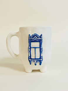 Кружка ручной работы на ножках Быкова керамика «Окно с синими ставнями» № 1, керамика, 250 мл