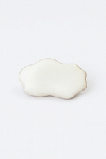 Брошь ручной работы Partala ceramics «Тучка», белая, керамика
