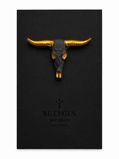 Брошь ручной работы Фарфор Булыгина «Бык», чёрно-золотистая