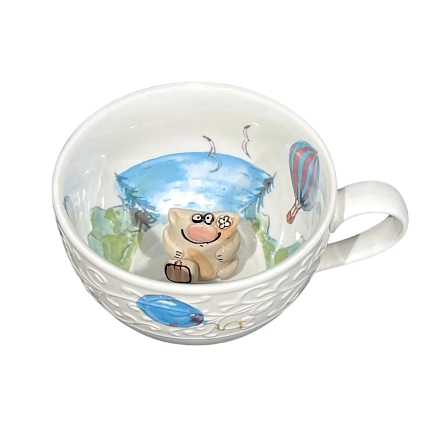 Чашка для чая ручной работы Мадам де Тюль с фигуркой внутри Свинка, фарфор, 250 мл, фото 1.