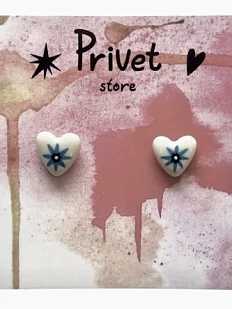 Серьги-гвоздики ручной работы Звер «Сердечко с синим цветочком», белый, керамика