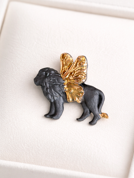 Брошь ручной работы Bulygin «Лев», фарфор, чёрно-золотистая, фото 4.