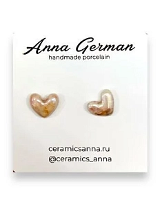 Серёжки-гвоздики Анна Герман Сердечки, фарфор, розово-золотые