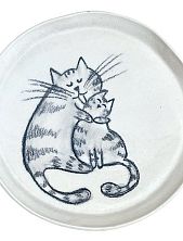 Тарелка ручной работы «Котики», керамика, 18 см