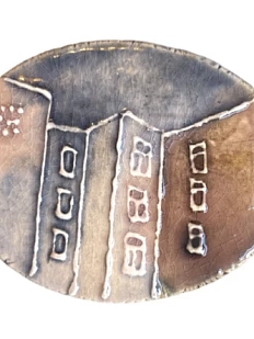 Брошь ручной работы Искусство интроверта «Питер», керамика