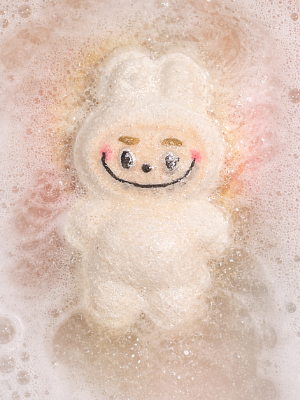 Бомбочка для ванны «Лабубу», белая, фото 2.