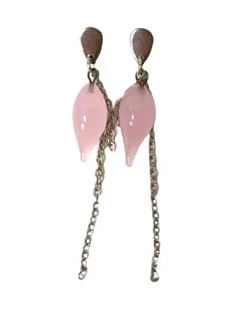 Серьги-гвоздики Керко с цепочкой розовые листочки, стекло