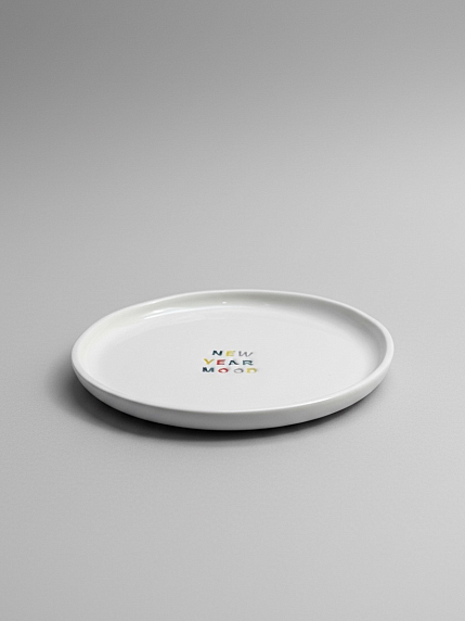 Тарелка ручной работы на Новый год с надписью «New Year Mood», керамика, 18 см, фото 2.