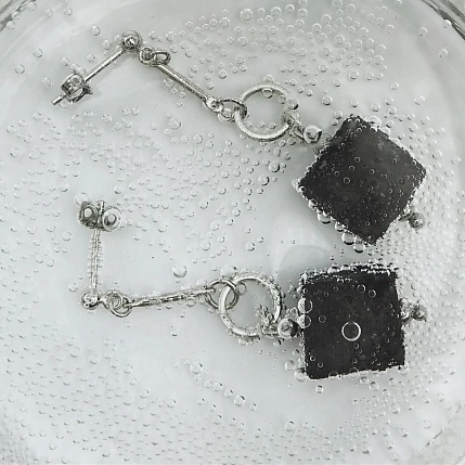 Серьги составные «Кубики с кольцом», бетон, ювелирная сталь, фото 2.