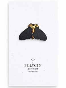 Брошь ручной работы Фарфор Булыгина «Моль», чёрно-золотистая