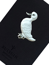 Брошь ручной работы Bulygin «Уточка», фарфор, бело-серебристая