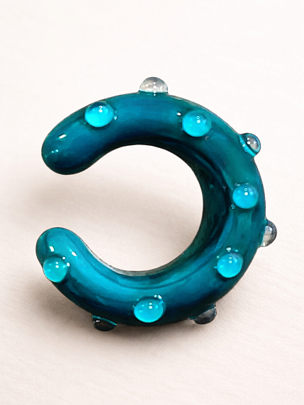 Кафф глянцевый, стекло, изумрудный в горошек, фото 1.