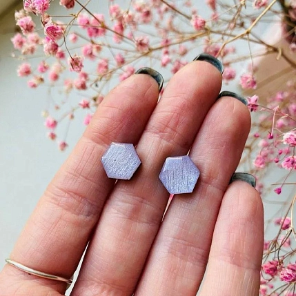 Серёжки-гвоздики Ручками-Ручками «Соты», дерево, гипоаллергенный сплав, бледно-розовые, фото 2.