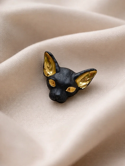 Брошь ручной работы Фарфор Булыгина «Кошка», чёрно-золотистая, фото 2.