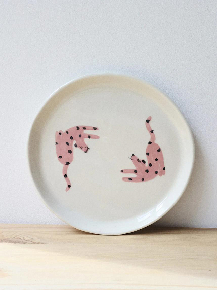 Тарелка ручной работы Ладан керамика «Леопард на чилле», 20 см, фото 1.