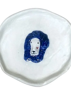 Тарелка ручной работы Мария Гордеева с фигуркой Лев, белая, полуфарфор, 13 см